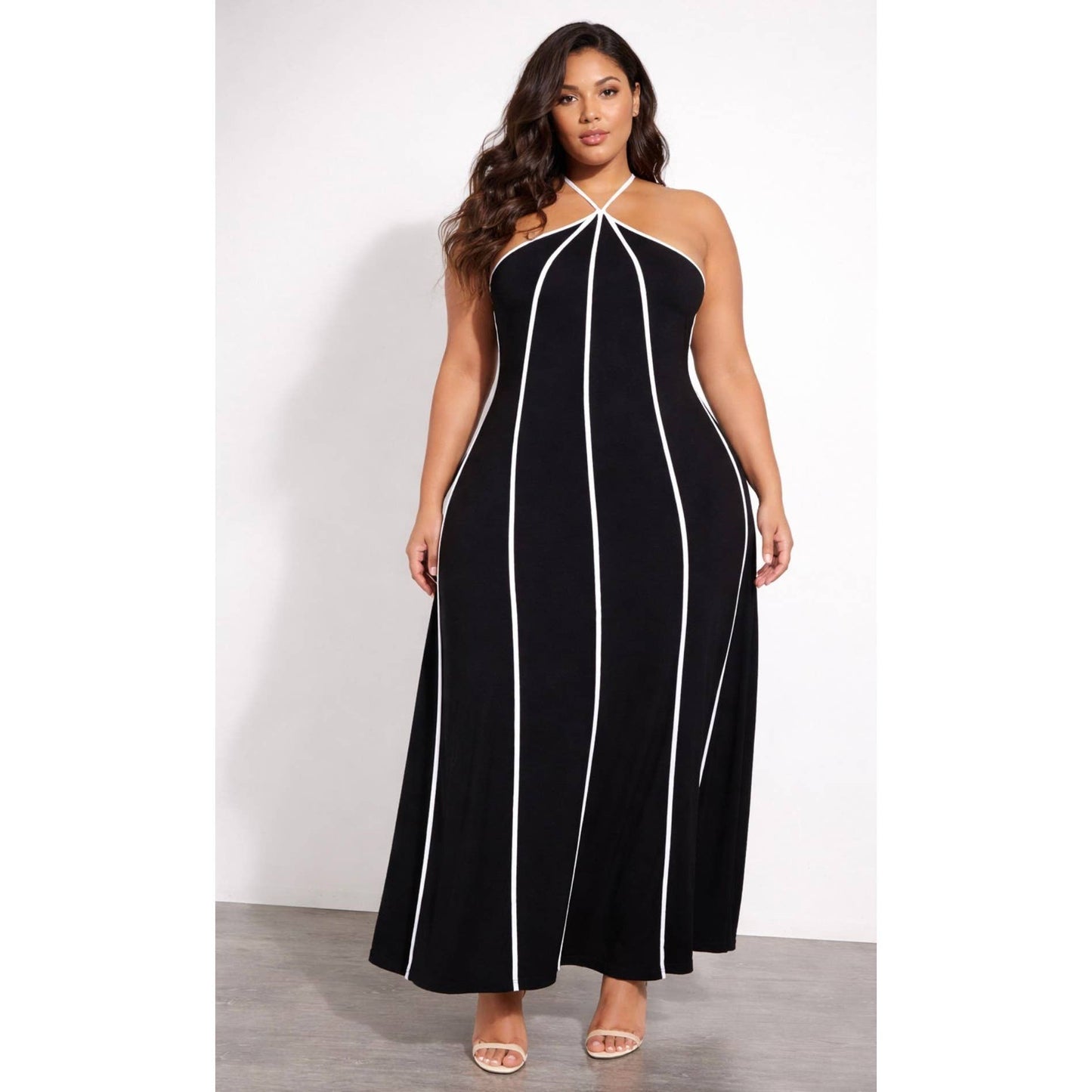 PLUS SIZE HALTER NECK MAXI DRESS